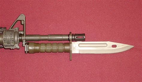 File:US-Military-M9-Bayonet.jpg - Wikimedia Commons