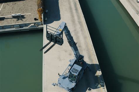 Merlo E Cantiere Rossini Il Roto Rivoluziona La Logistica Del