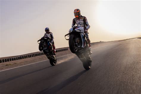 Bmw Goes Wild With Four Refreshed Superbikes And Hyper Naked Motorcycles Autoevolution