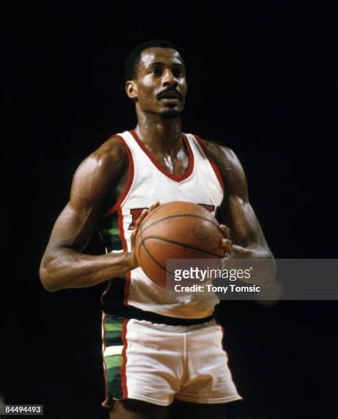 Sidney Moncrief Bucks Photos and Premium High Res Pictures - Getty Images