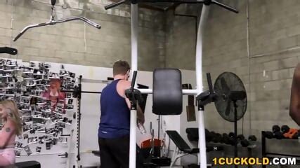 Lexi Lore Enjoys Anal Sex With BBC Cuckold Sessions