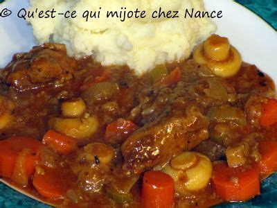 Qu Est Ce Qui Mijote Chez Nance Boeuf Bourguignon In 2024 Food