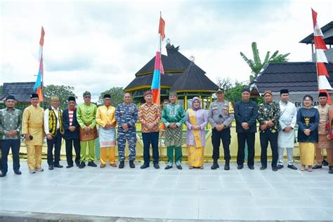 Wabup Dan Sekda Ketapang Hadiri Ziarah Makam Iranata Dan Keramat