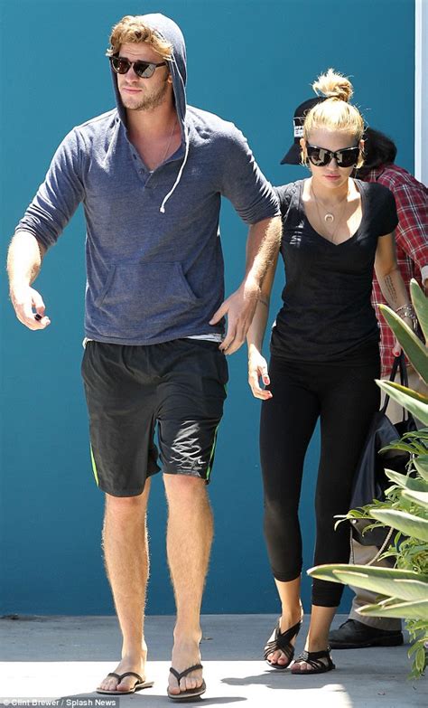 A French Singer Alizee What No Bun Newly Blonde Miley Cyrus