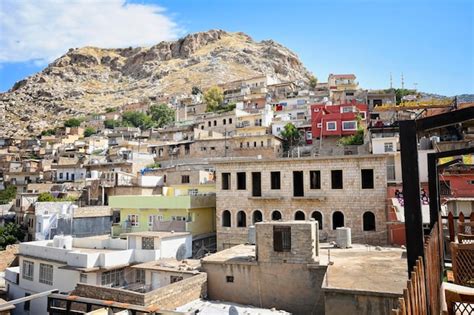 Premium Photo | Akre city