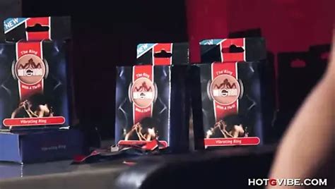 Free Screaming Squirting Orgasm Porn Videos Xhamster