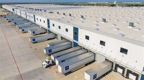 Medline Industries Opens Massive Medical Supply Distribution Center In Katy