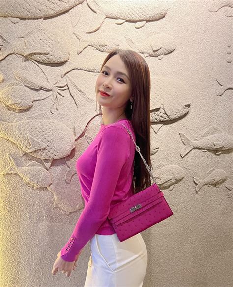 Hot Girl Sam C Ng Khai Ng I Y U Danh T Nh Ng Trai Khi N Ai C Ng B T Ng