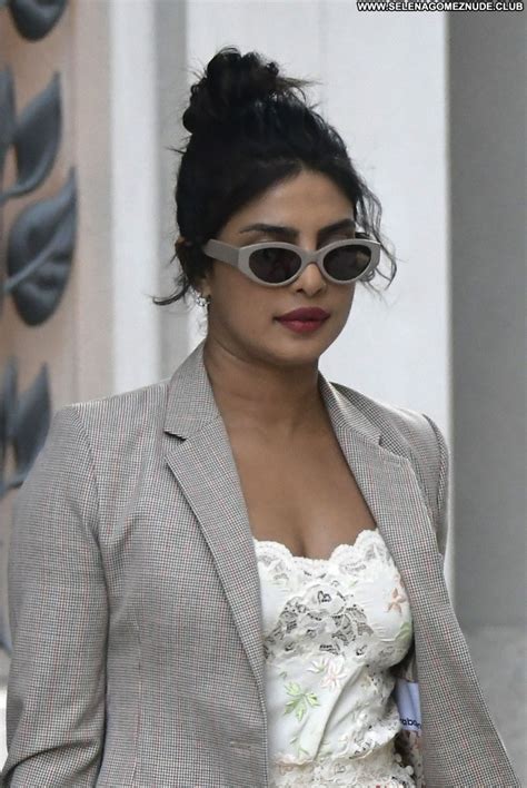 Priyanka Chopra Celebrity Beautiful Instagrammer Actress Famous And Nude