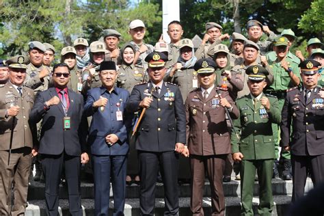 Selaku Inspektur Upacara Pada Hut Provinsi Lampung Ke Kapolres