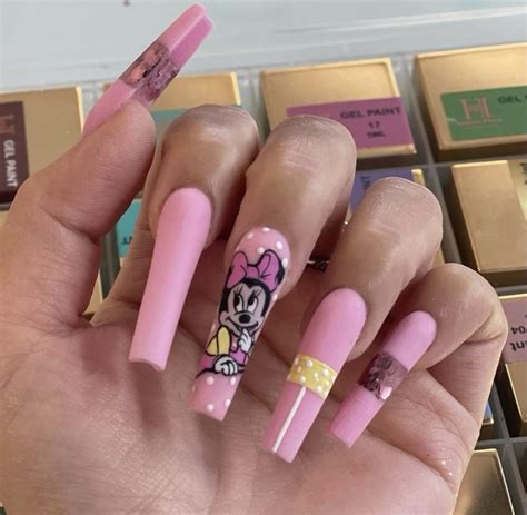 Luxury Disney Minnie Obsession Jet Set Babe Press On Nails Slaylebrity