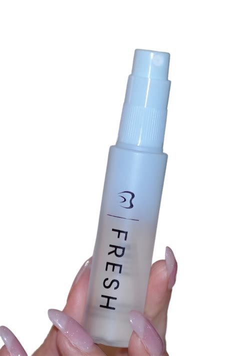 FRESH Breath Spray – Naturally White
