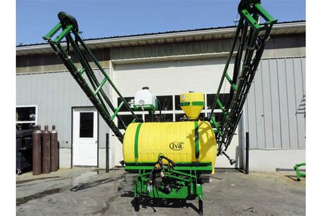 200 Gallon 3 Point Hitch Sprayer Ht200m Series Iva Sprayers