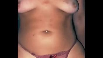 Sentado Y Sudando Intensamente Sobre La Polla Del Joven XVIDEOS