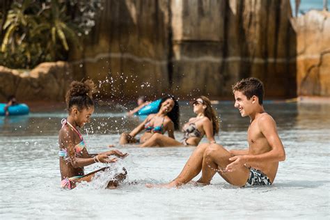 Hot Beach Olímpia anuncia desconto especial para as férias Jo Ribeiro