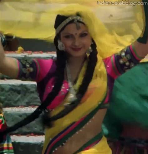 Rekha Bollywood Yesteryear Gks Hot Saree Hd Caps Starcelebblog