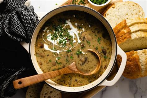 30 Minute One Pot Creamy Vegan Mushroom Soup Midwest Foodie