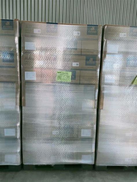 Transparent Rubber Based Hot Melt Adhesive For Hygienic Products Nonwoven Disposable