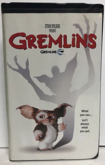 GREMLINS VHS 1999 Clamshell Zach Galligan Phoebe Cates Steven