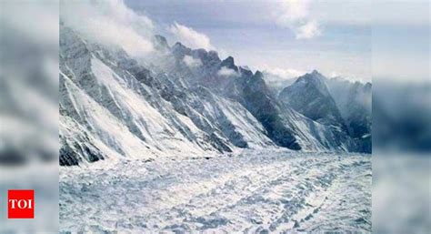 Siachen Avalanche Body Of Jawan Recovered From Under Snow India News