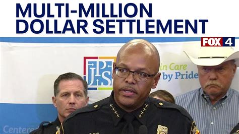 City Of Fort Worth Awards Former Police Chief 5 Million Settlement In