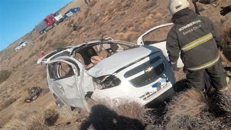 Dos Personas Heridas En Un Vuelco Sobre La Ruta 3