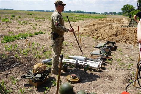 На Київщині за минулу добу знешкодили 290 вибухонебезпечних предметів ...