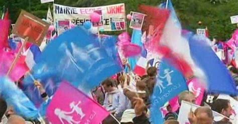 G Sob Tens O Paris Faz Manifesta O Contr Ria Ao Casamento Gay Not Cias Em Mundo