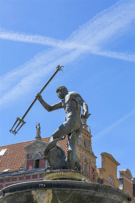 Neptune S Fountain Statue At Long Market Street Gdansk Poland Stock