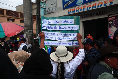 Fotos: Manifestantes hacen caminata hacia el Ministerio Público para