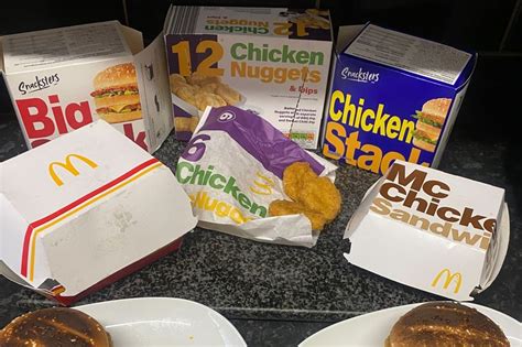 We Tested Aldi S Mcdonalds Burgers And Chicken Nuggets Against The