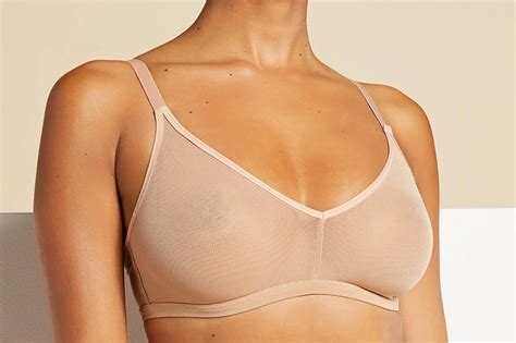 The Best Most Comfortable Bras 2021 Reviews By Wirecutter