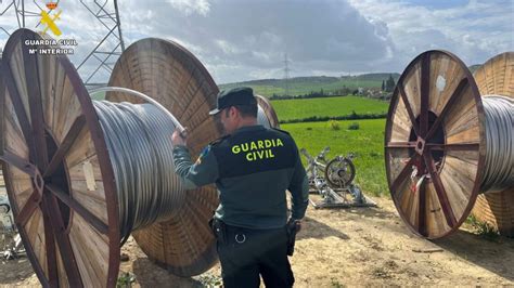 Dos Detenidos Por Sustraer Metros De Cableado De Alta Tensi N En