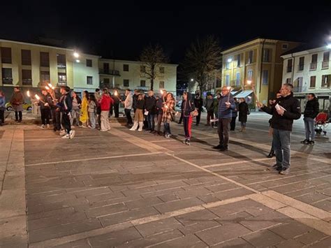 Mede Fiaccolata Per Ricordare Le Vittime Delle Mafie Le Immagini