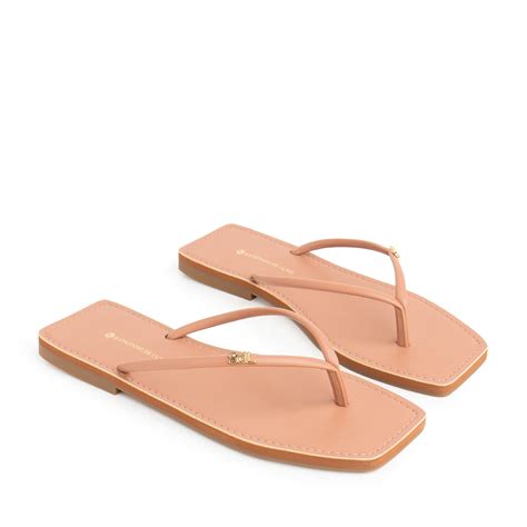 Rasteira Nude Mocha Bico Quadrado Tira Dedo Logo SDL 860 19 2 Nude Mocha