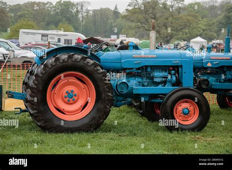 Vintage Fordson Super Major Traktor Wieder In Betrieb Stockfotografie