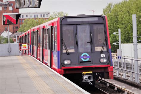 TfL Launches New DLR Map To Mark 30th Anniversary | Londonist