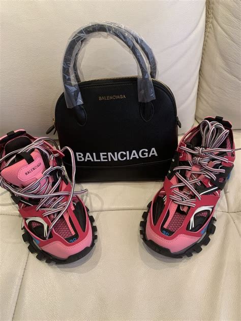 Pin On Balenciaga Set Up