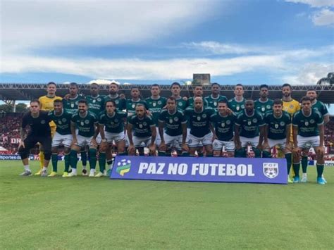 Atlético GO vence Goiás por 2 a 0 e fica mais perto do título do