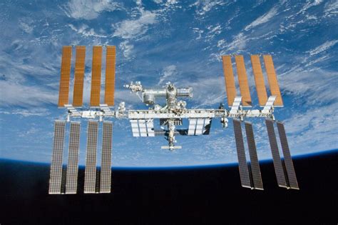 Un Corbillard Spatial Va Guider L Iss Vers Sa Derni Re Demeure