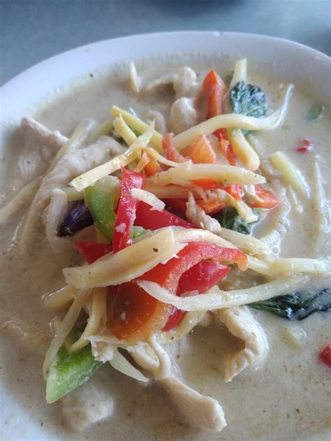 Thai Dish Cuisine Restaurant 108 N Ivy St Canby Or 97013 Usa