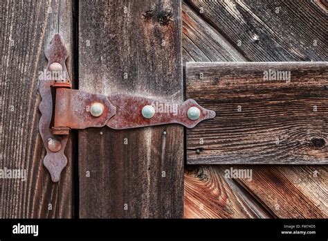 Old Fashioned Hinge Hi Res Stock Photography And Images Alamy