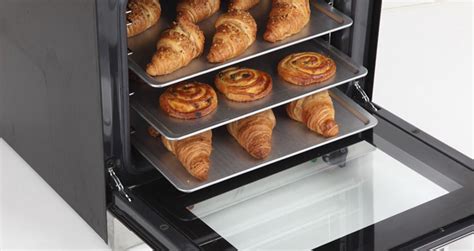 Конвекционная печь и растоечный шкаф Smeg