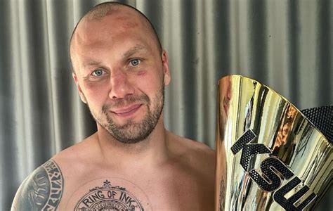 Krzysztof G Owacki Dozna Kontuzji I Wypad Z Ksw Mymma Pl Mma