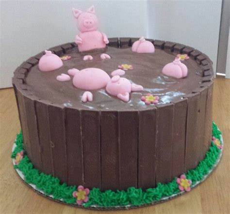 Piggy Hot Tub Cake