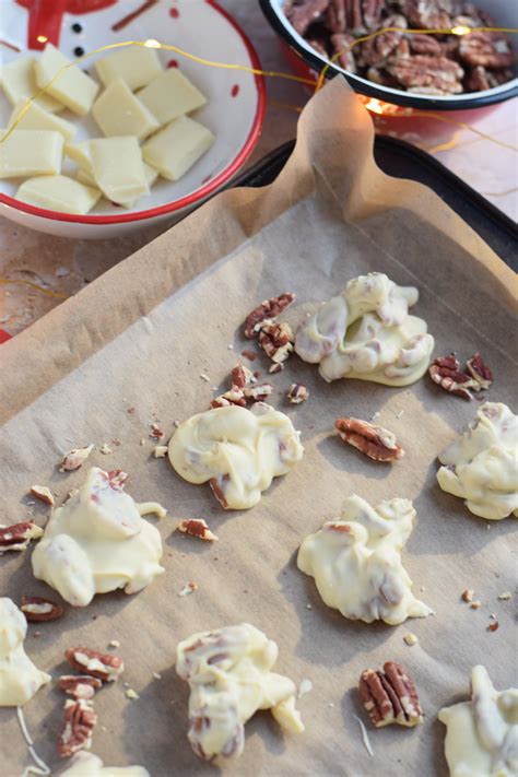 White Chocolate Pecan Clusters - Julia's Cuisine