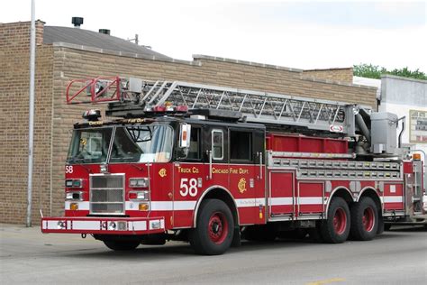 Gay Chicago Firefighter Alleges Supervisor Used Anti Gay Slurs