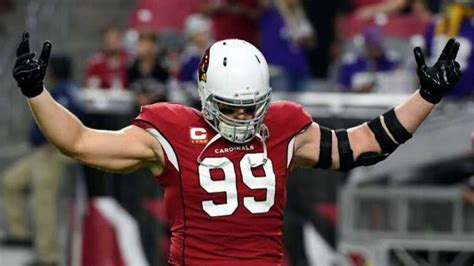 Arizona Cardinals Jj Watt Shoulder Injury Could Potentially Lead His Out For The 2021 22 Season