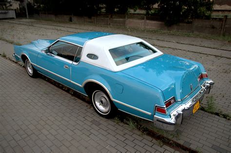 1976 Lincoln Mark IV - Information and photos - MOMENTcar