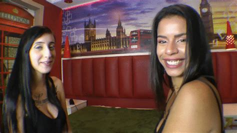 INTERRACIAL DEEP KISSES IN MY DELICIOUS BRUNETTE BY PENELOPE PINK AND THE DELICIOUS THAYLA VIPER